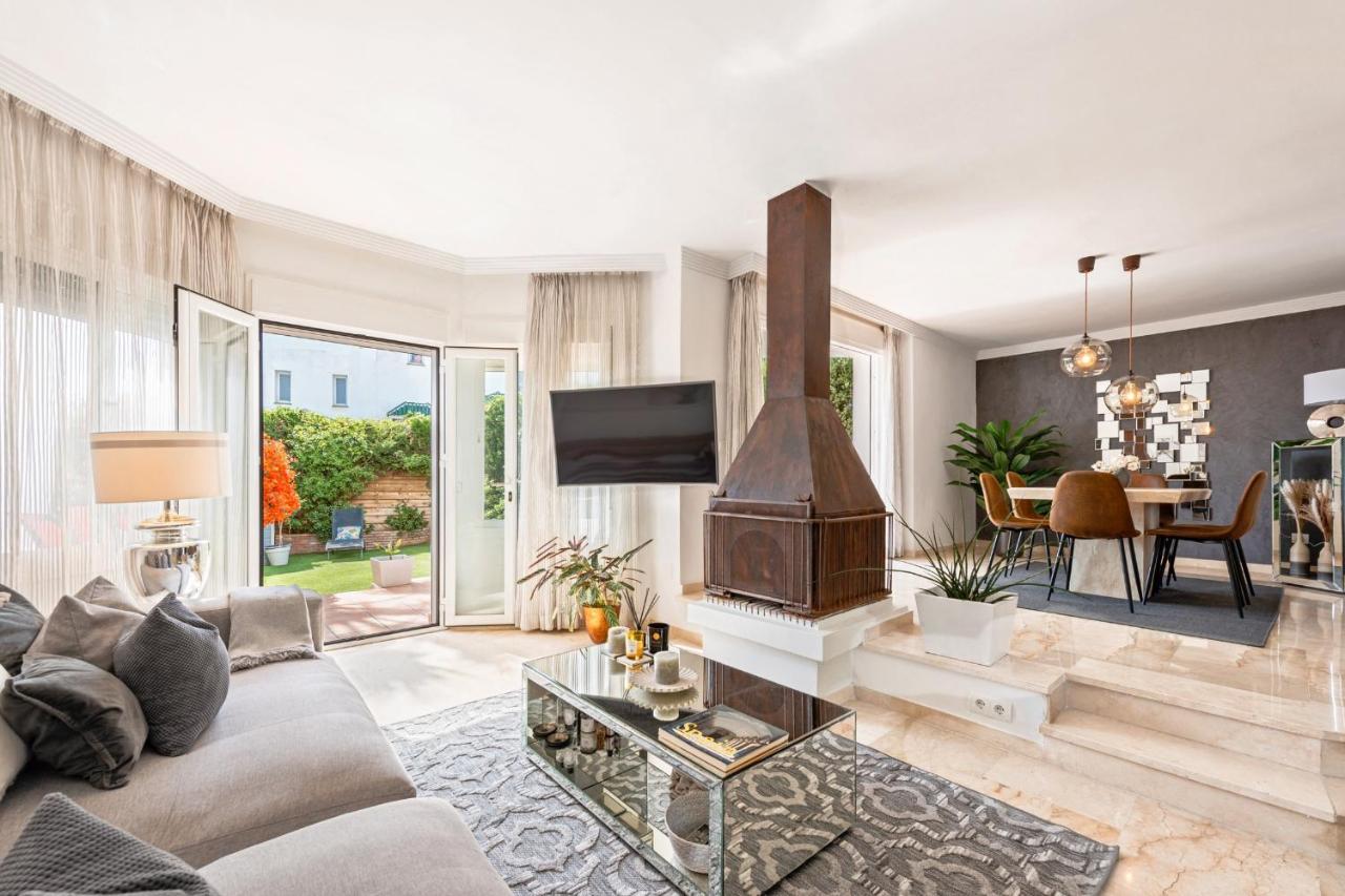 Cozy Townhouse Selwo Villa Estepona Bagian luar foto